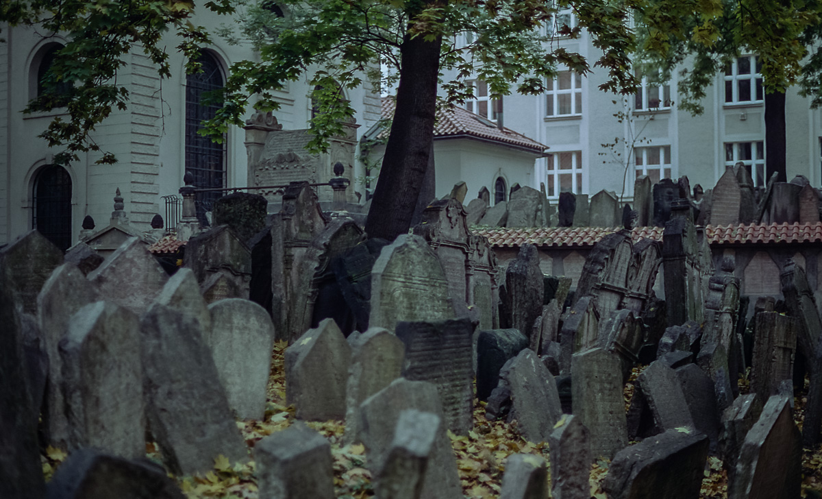 Jüdischer_Friedhof_Prag_(8_von_17)