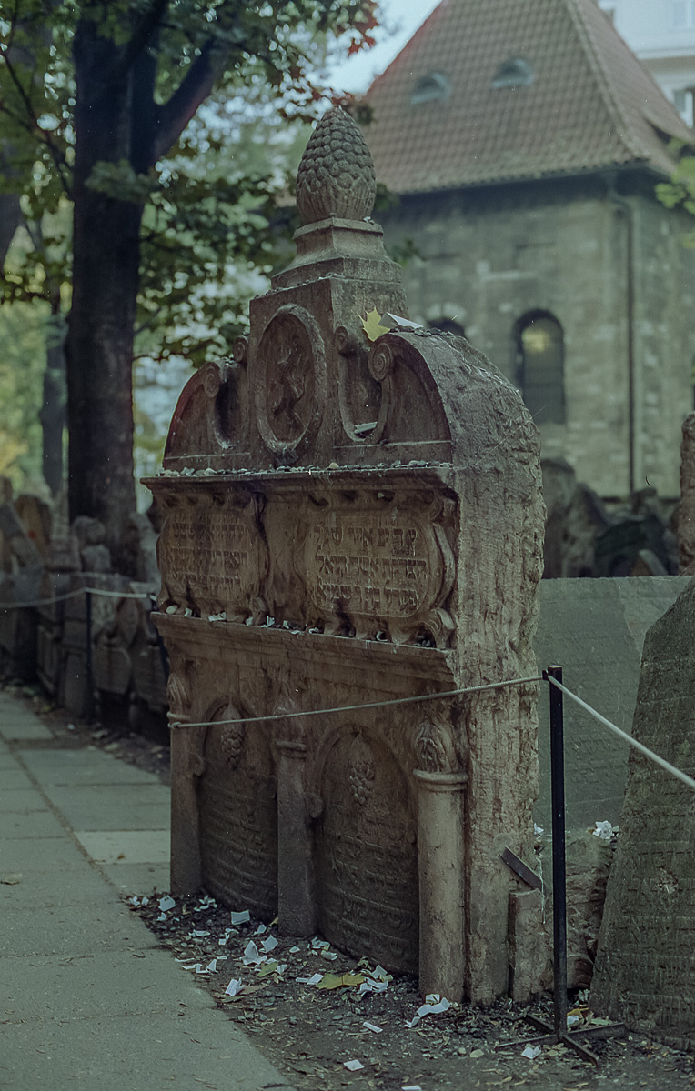 Jüdischer_Friedhof_Prag_(16_von_17)